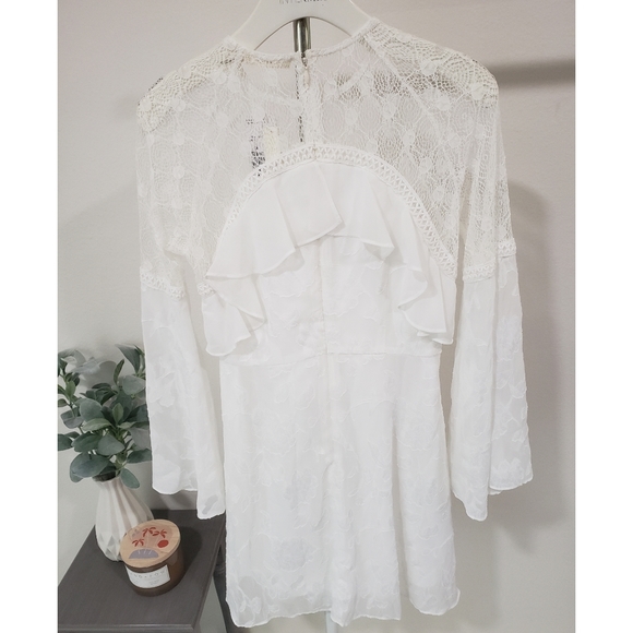 White Ruffle Lace Dress - Picture 4 of 4